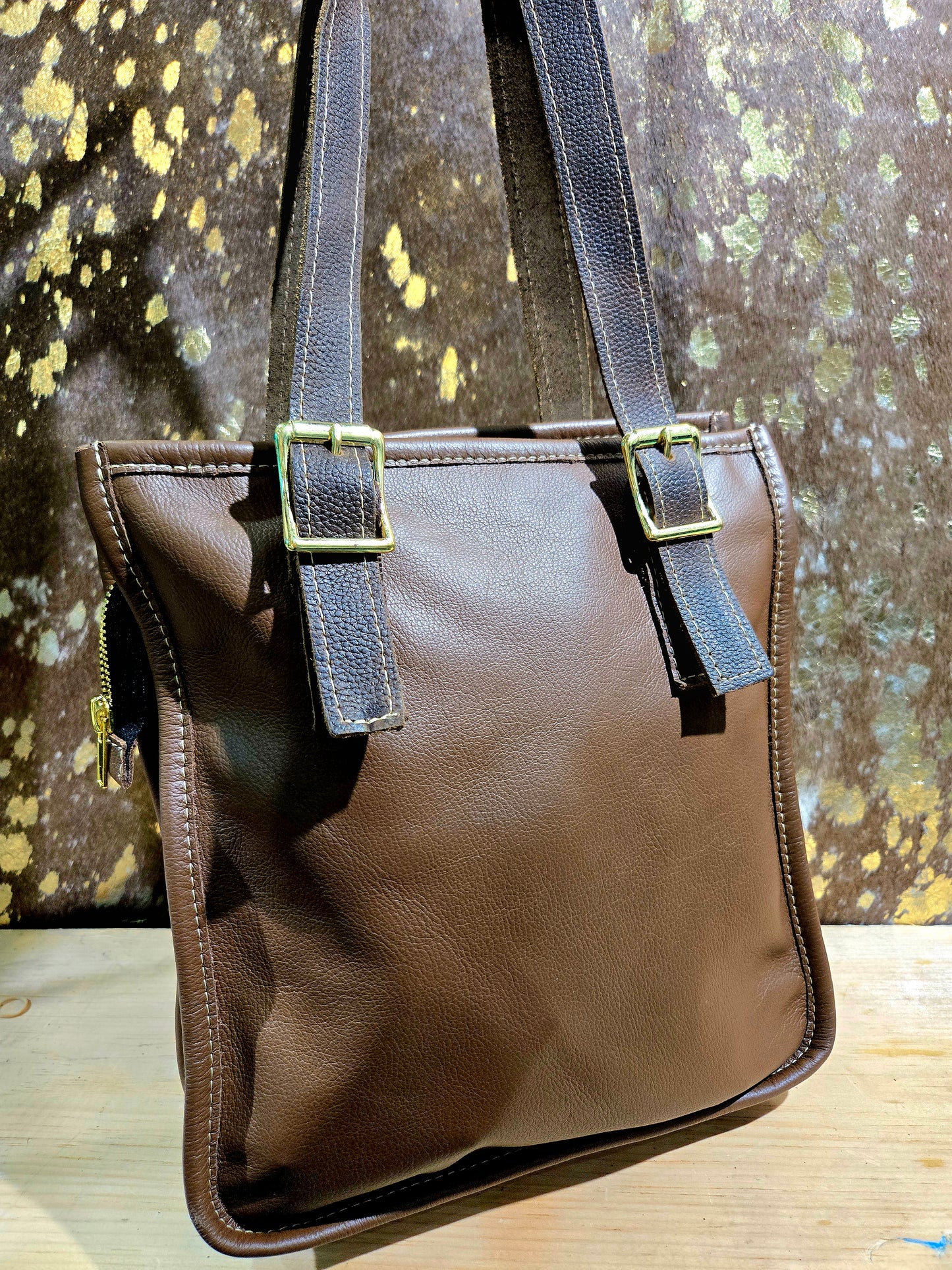 Model 1892 – “Choco & Hair” Classic Tote Bag